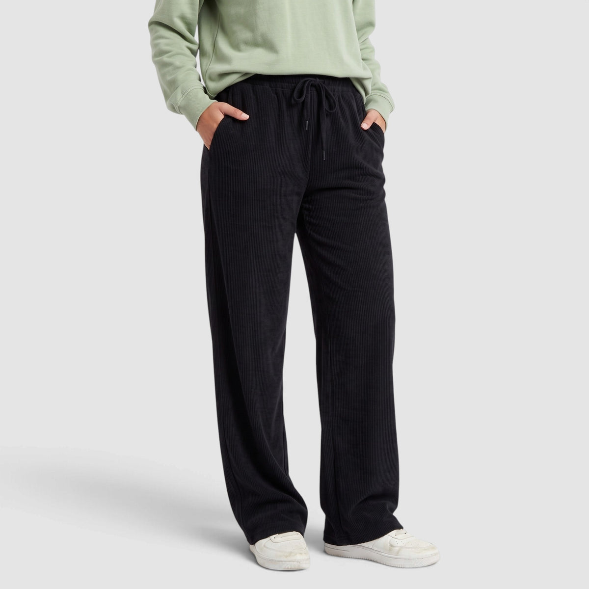 Women’s High-Waisted Drawstring Wide-Leg Trousers – Relaxed Fit