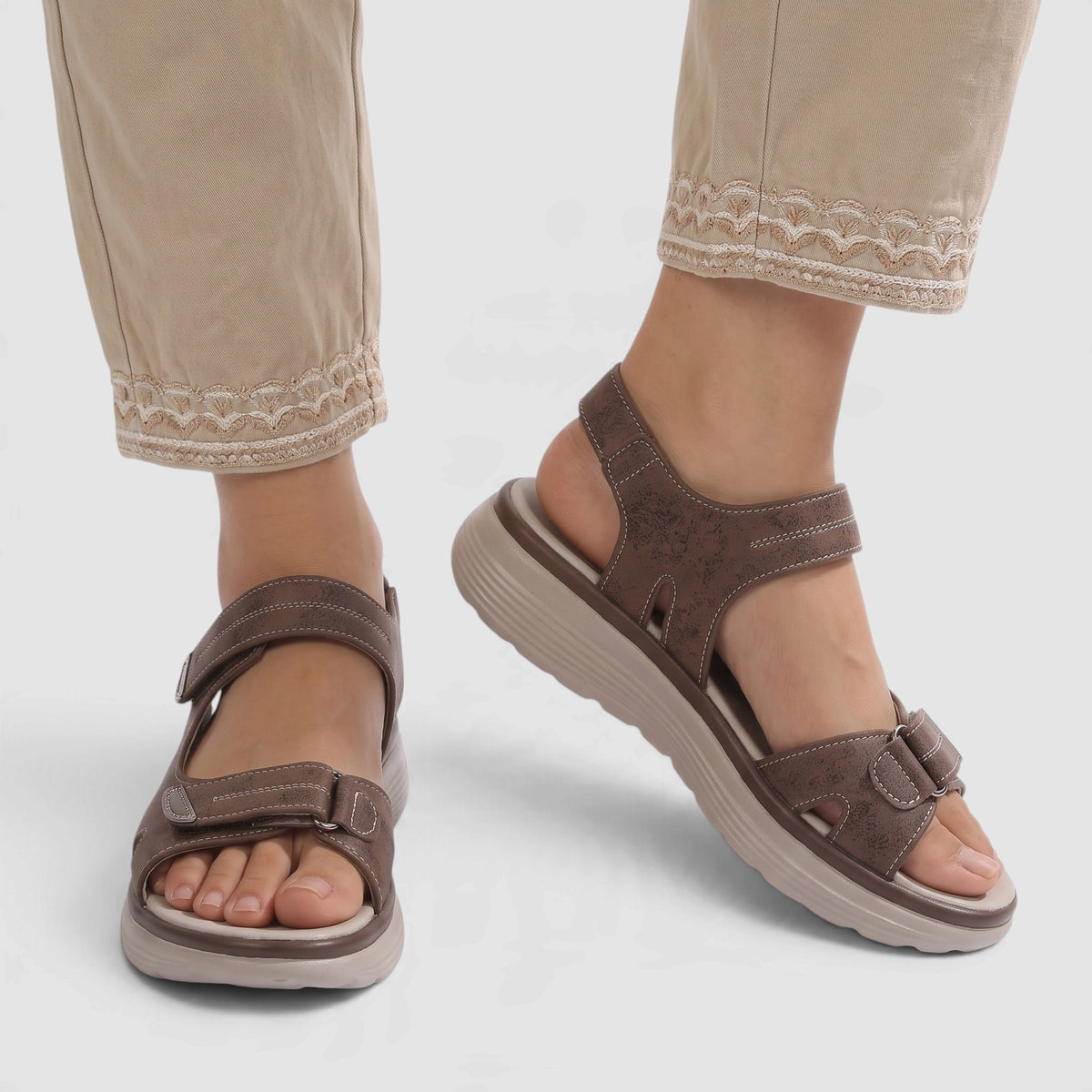 Women’s Adjustable Everyday Sandals – Thick Sole Walking Sandals