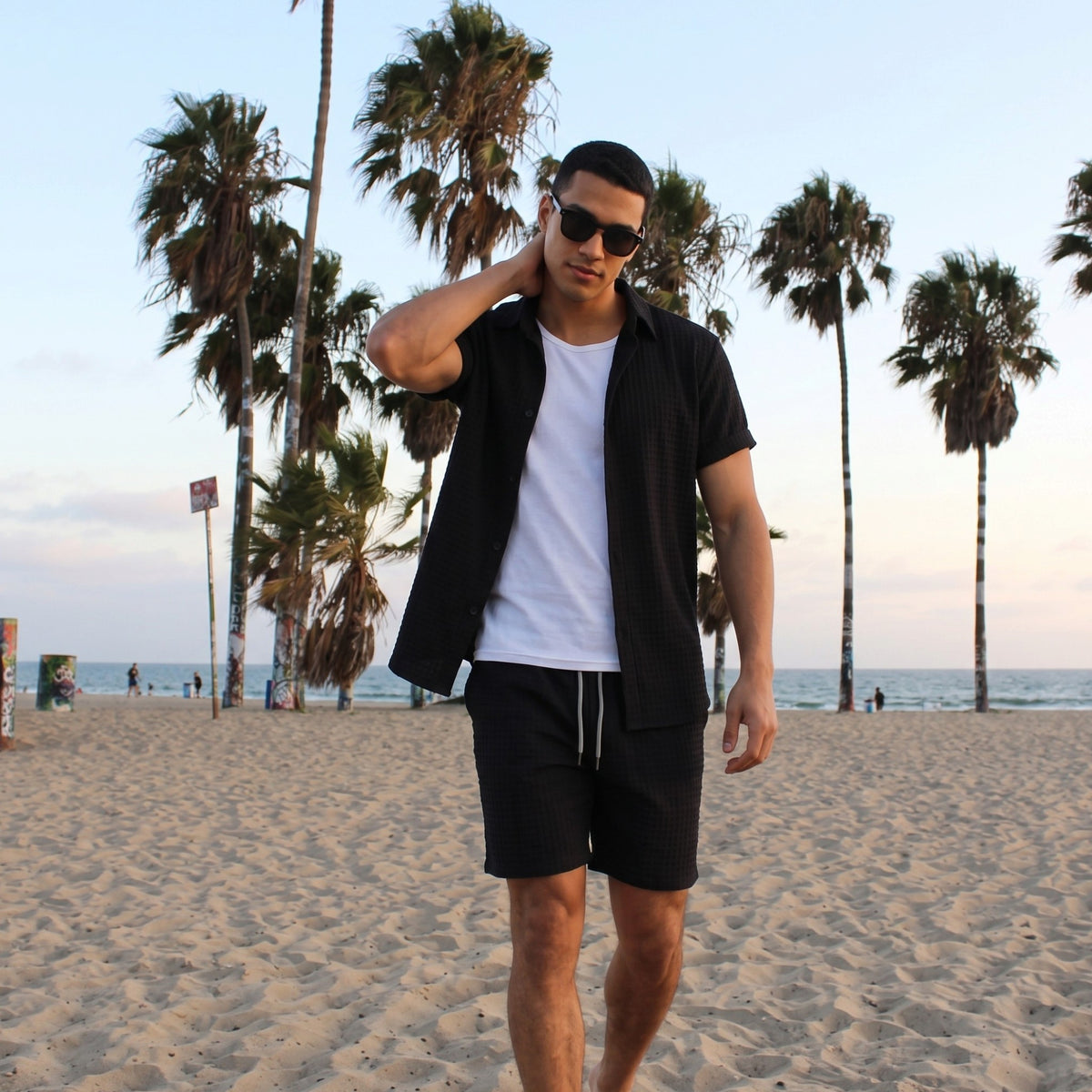 Men’s Linen Beach Two-Piece Set – Short Sleeve Shirt & Shorts
